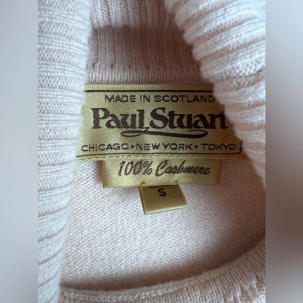 Vintage Paul Stuart Cashmere Sweater - Picture 5 of 10